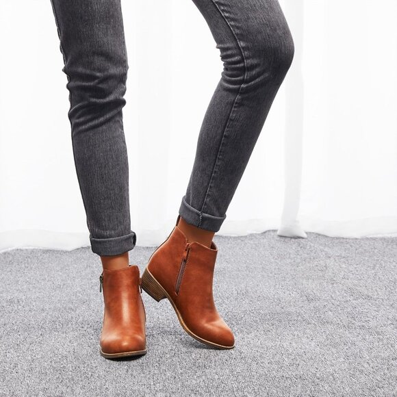 Jeossy Ankle Boote Women Browne Synthetic leather Low Heeled Booties - Picture 2 of 8